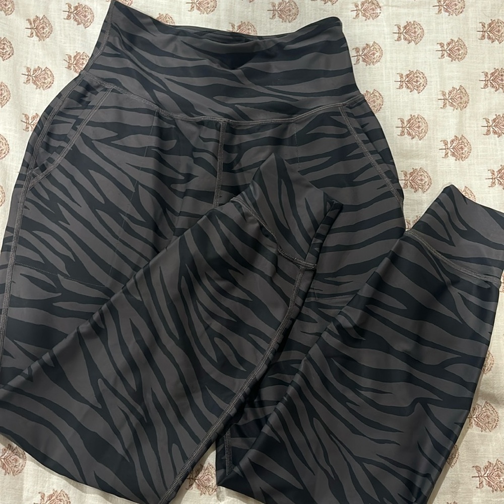 Old Navy High-Waisted PowerSoft 7/8 Joggers
